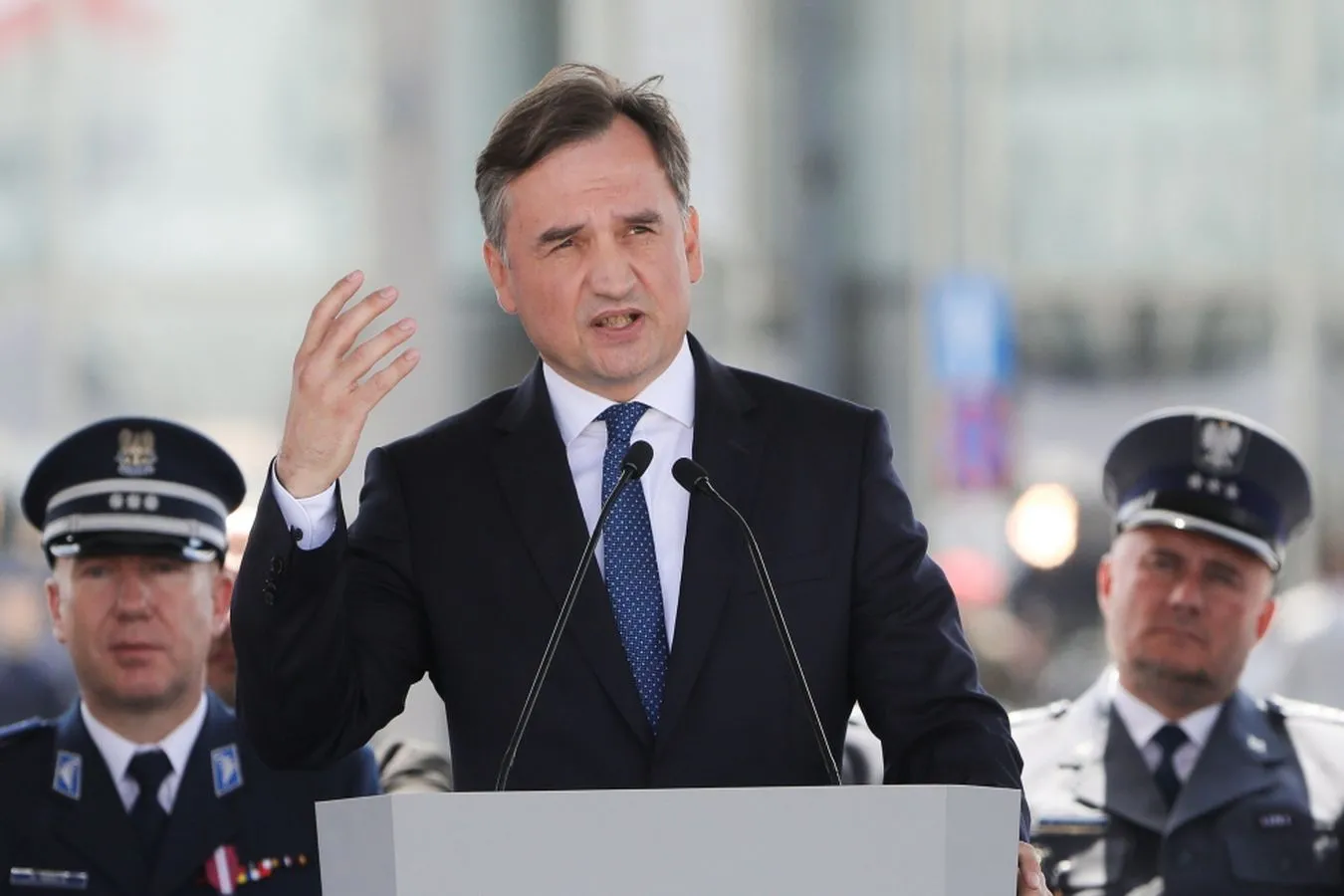 Ziobro domaga się osądzenia prokuratora Andrzeja Z. Chodzi o przyjęcie milionowej łapówki