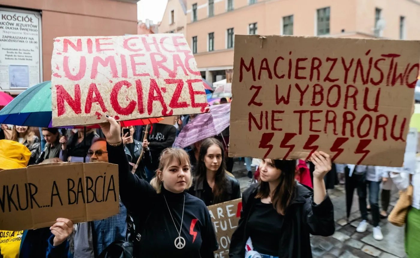 Protest '' Ani jednej wiecej '' w Toruniu