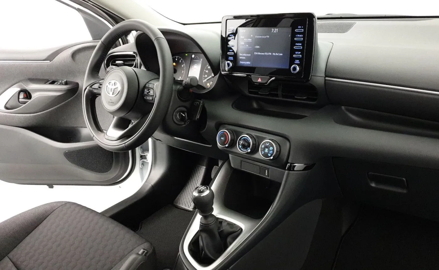 Toyota Yaris Van