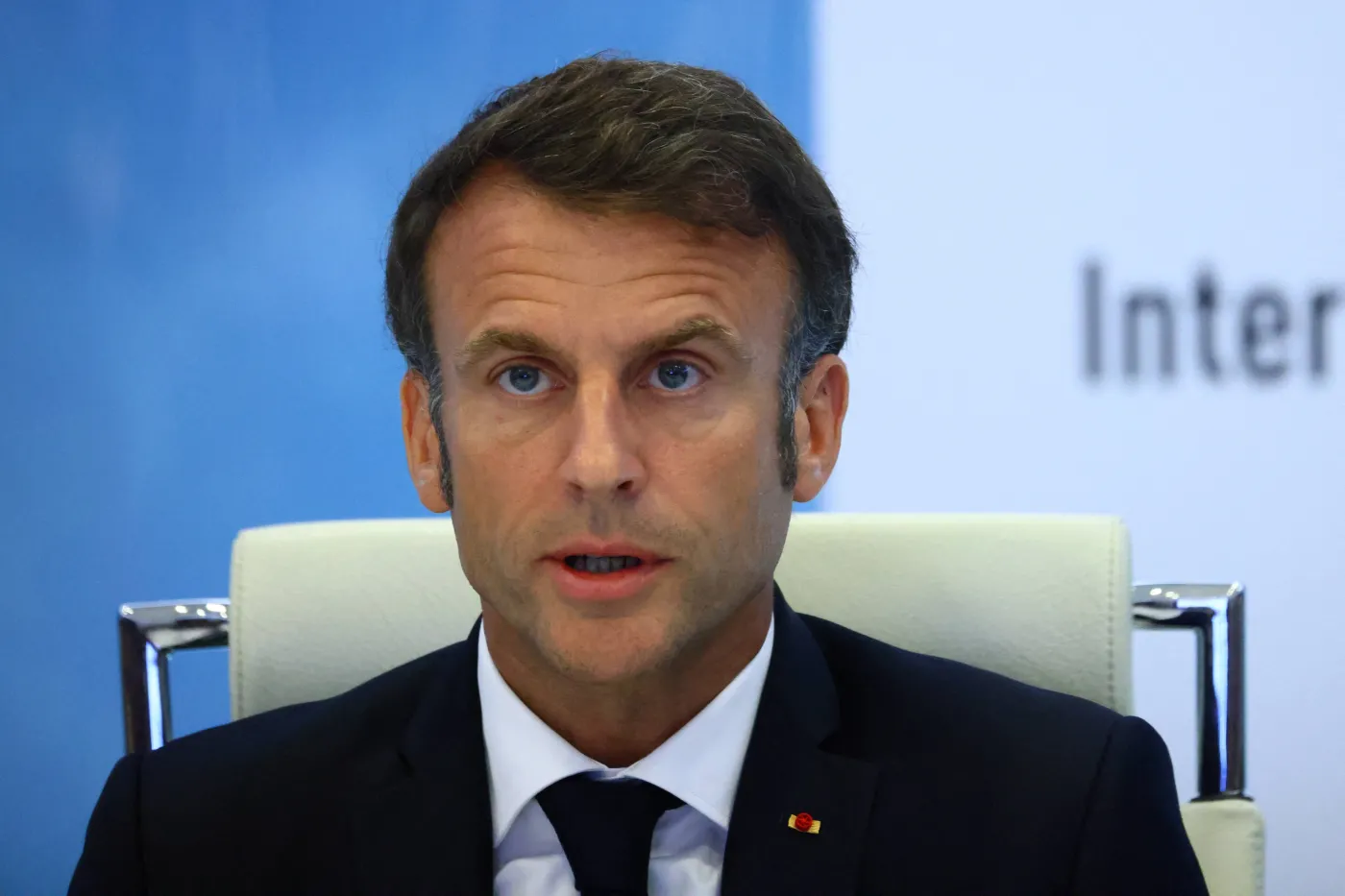 Zamieszki we Francji. Jak mogą wpłynąć na pozycję Macrona?