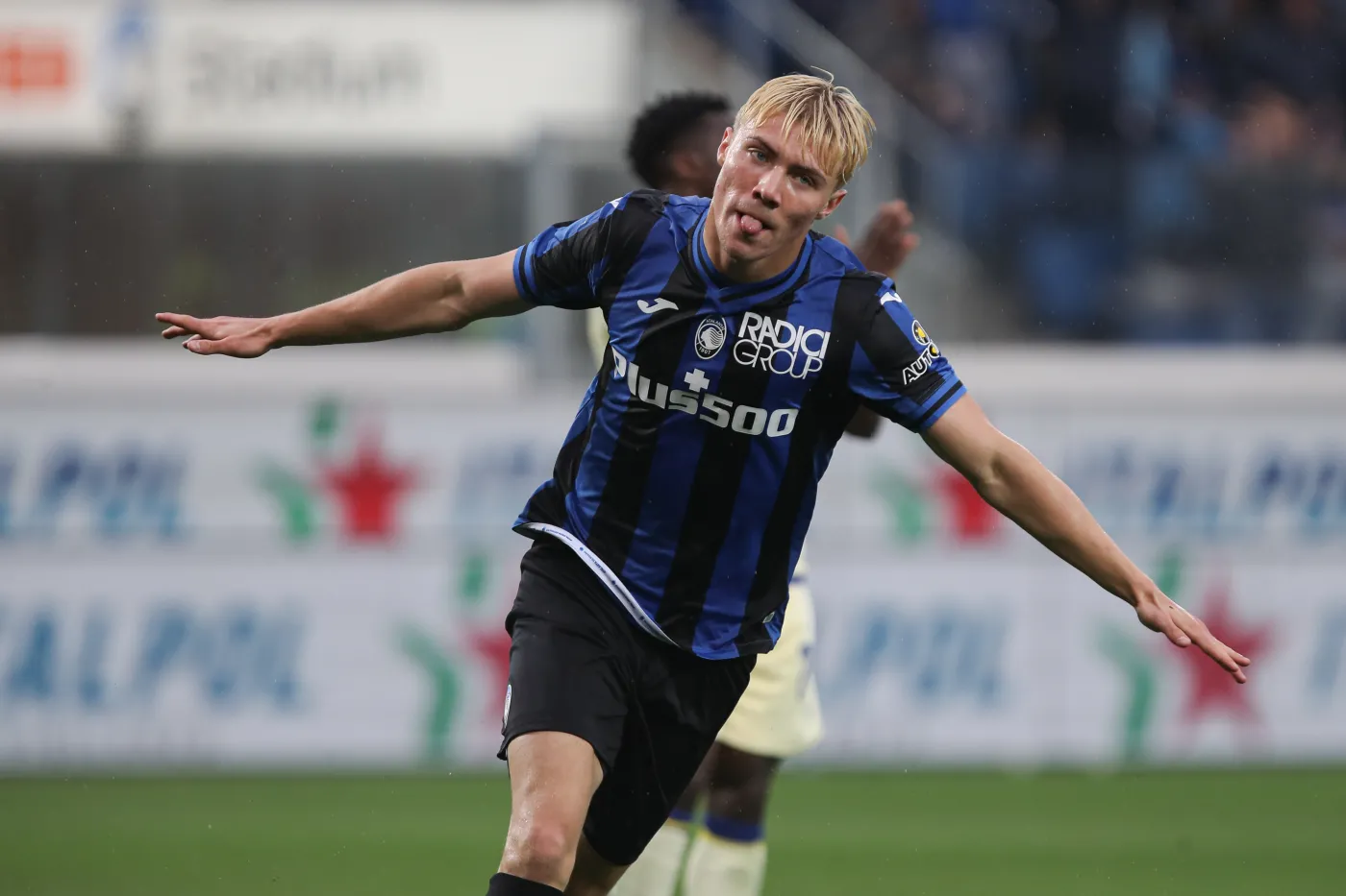 Rasmus Hojlund "wylądował" w Manchesterze United. 72 mln euro funtów dla Atalanty Bergamo