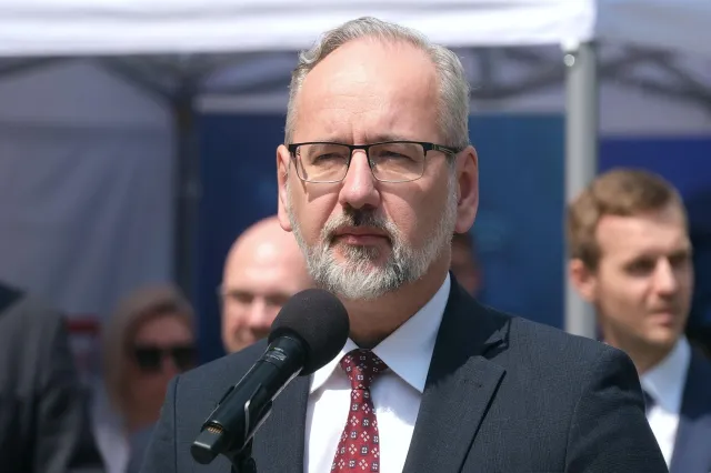 Dymisja Adama Niedzielskiego. Wiemy, kto go zastąpi