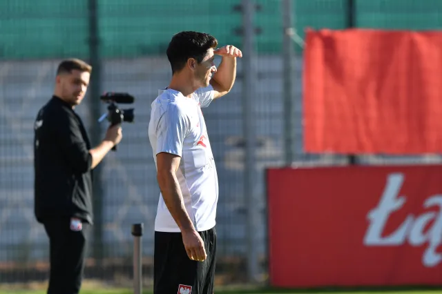 Lewandowski współpracował z PiS? Kucharski pokazuje "kwity" [FOTO]