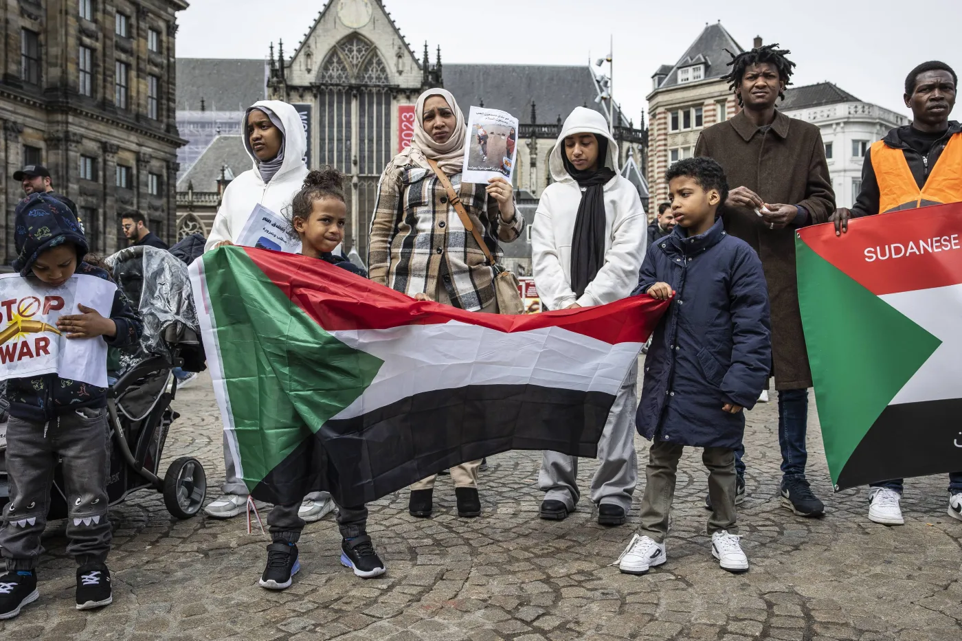 Sudanese refugees protest on Dam Square