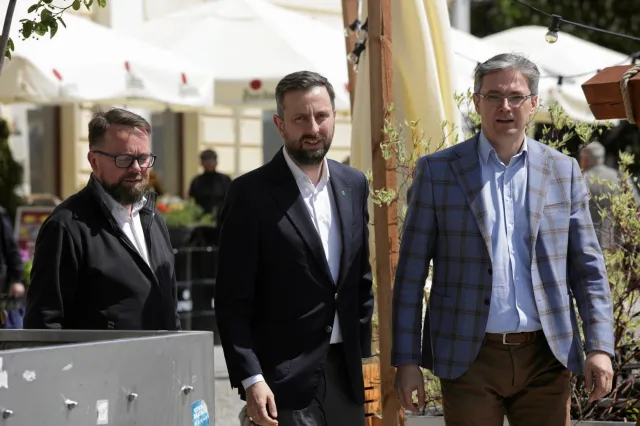 Pierwsze kroki w resorcie obrony kierowanym przez PSL. "To jest przesądzone"