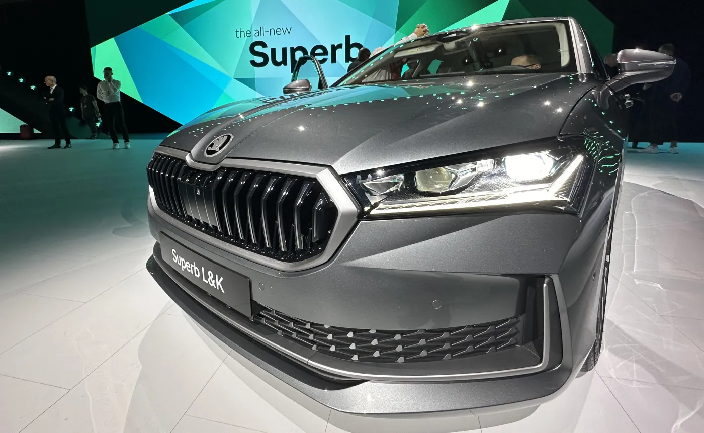 Nowa Skoda Superb