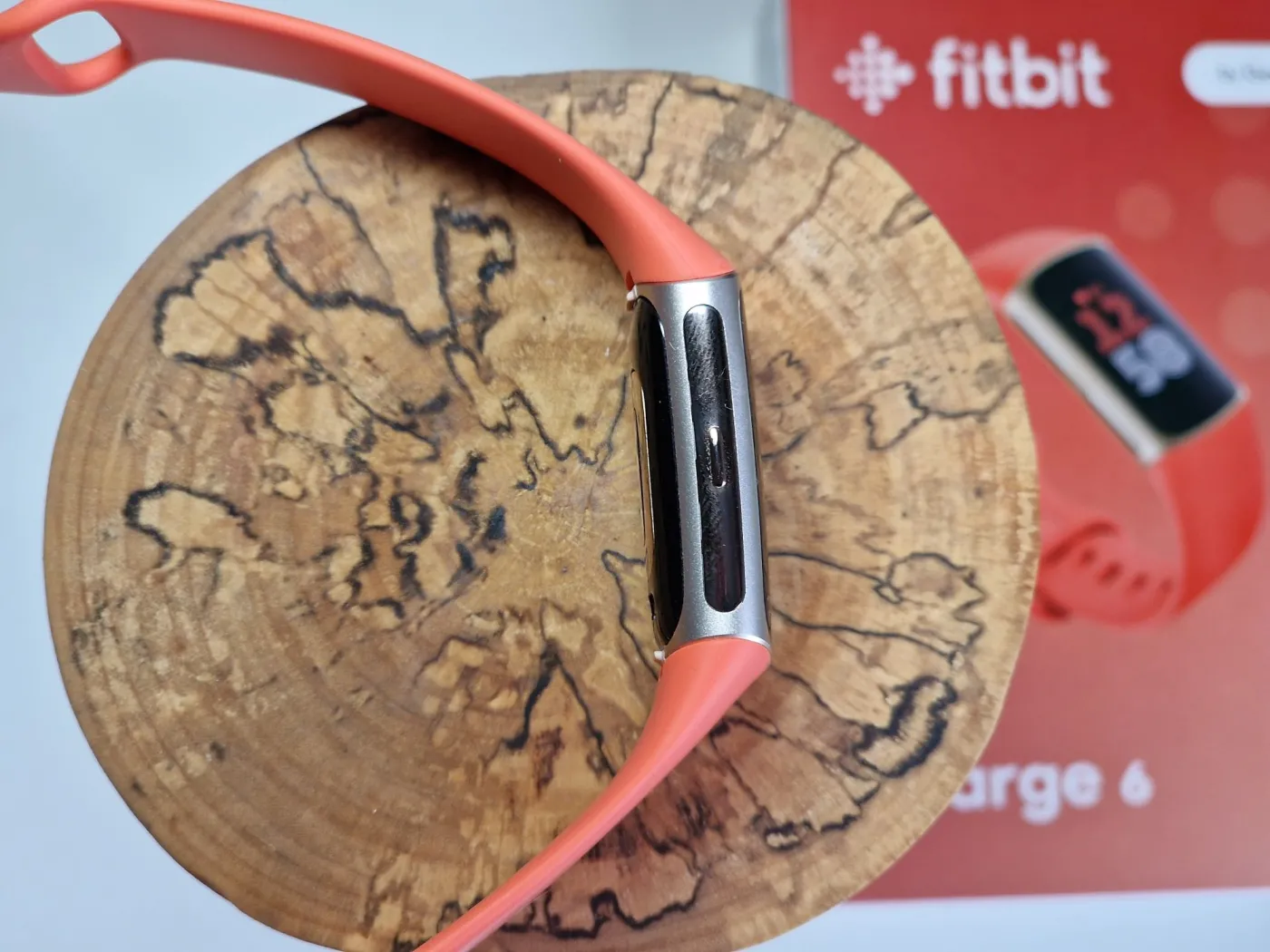 Fitbit Charge 6