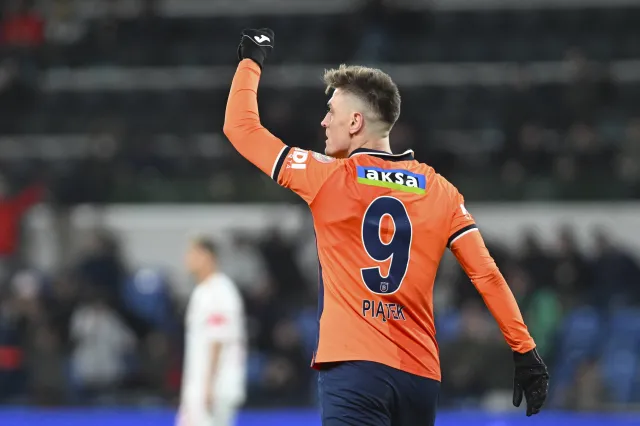 Krzysztof Piątek strzelił czwartego gola w sezonie dla Istanbul Basaksehir [WIDEO]