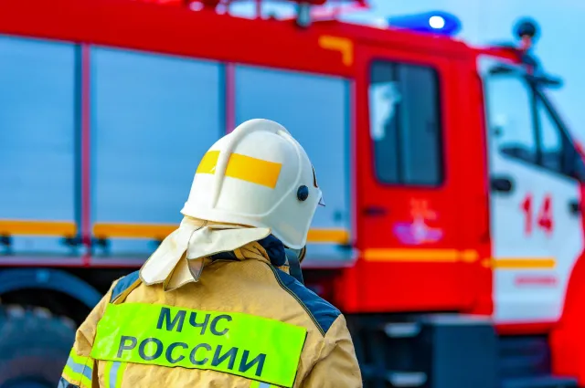 Pożar w gigantycznym magazynie w Petersburgu. To było podpalenie? [WIDEO]