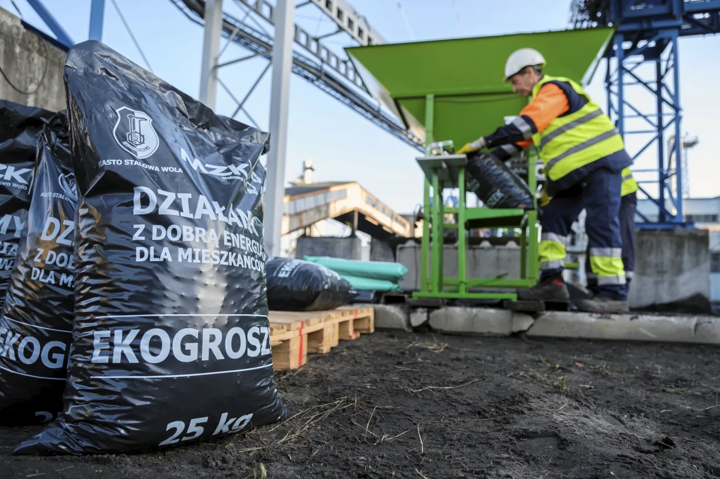węgiel, ekogroszek, Samorzadowy sklad wegla w Stalowej Woli