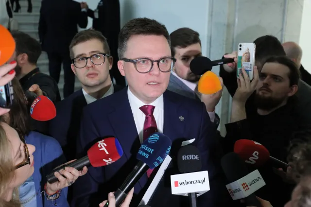 Sprawa córki Róży Thun doprowadzi do zerwania koalicji? Hołownia komentuje