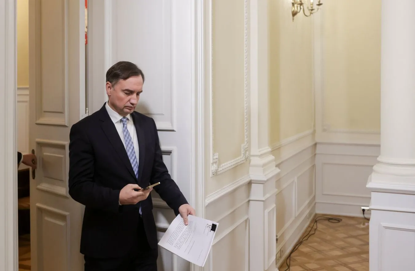 Nowe informacje o stanie zdrowia Ziobry. Wójcik mówi o przerzutach