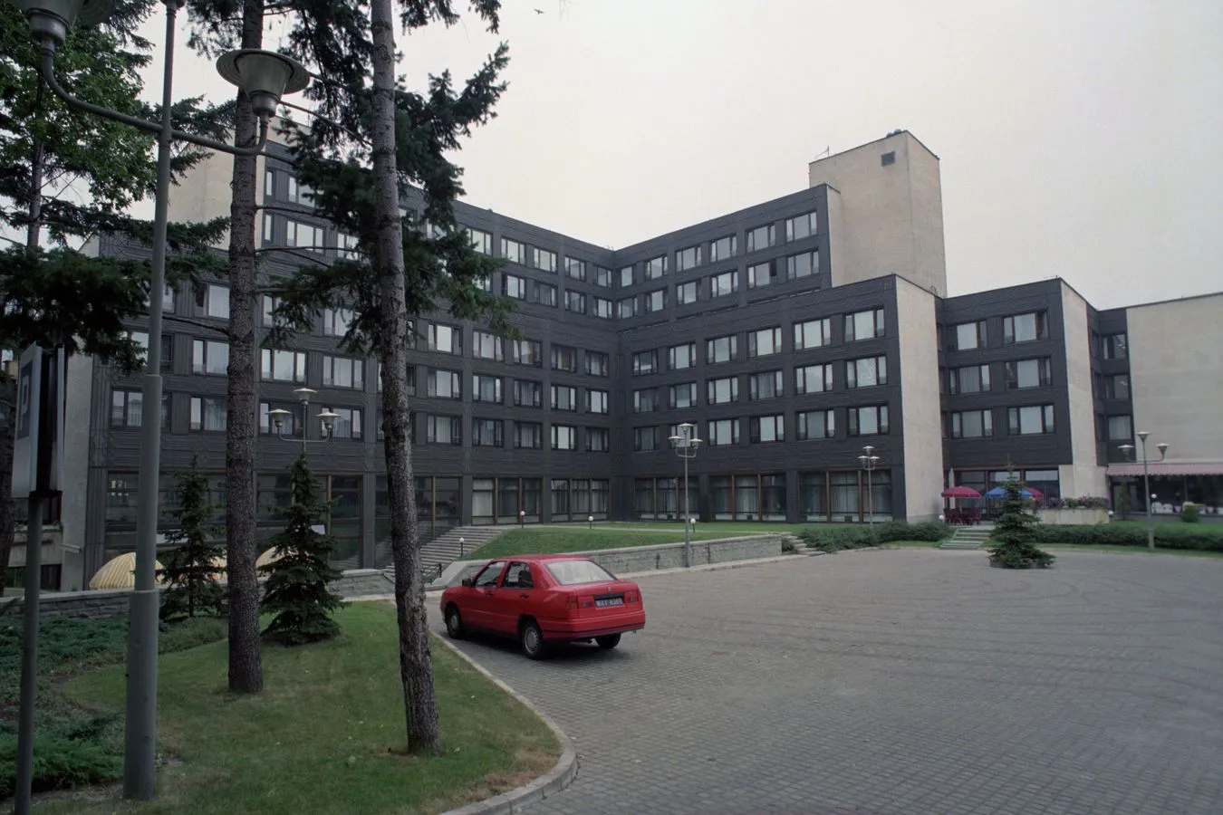 Impreza w hotelu sejmowym. "O Grzegorz Braun, o Grzegorz Braun…" śpiewali posłowie