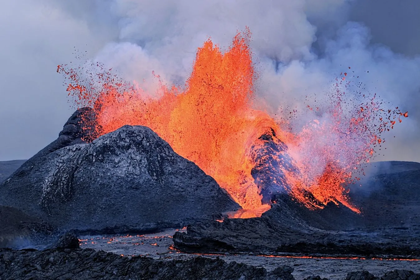 Erupcja wulkanu