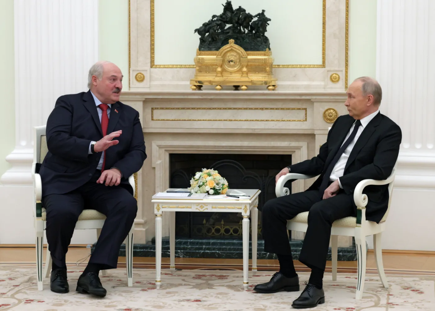 Russian President Vladimir Putin meets with Belarusian President Alexander Lukashenko