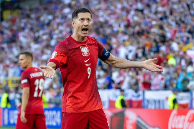 Robert Lewandowski kupił dyplom wyższej uczelni? Poważne oskarżenie ze strony świadka