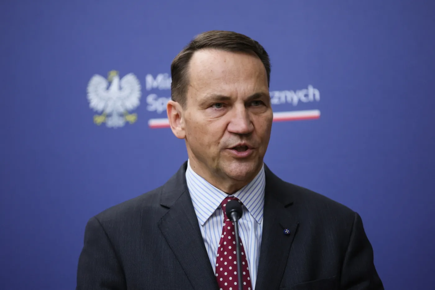 Wpadka Sikorskiego? Miał dać się podejść rosyjskim pranksterom