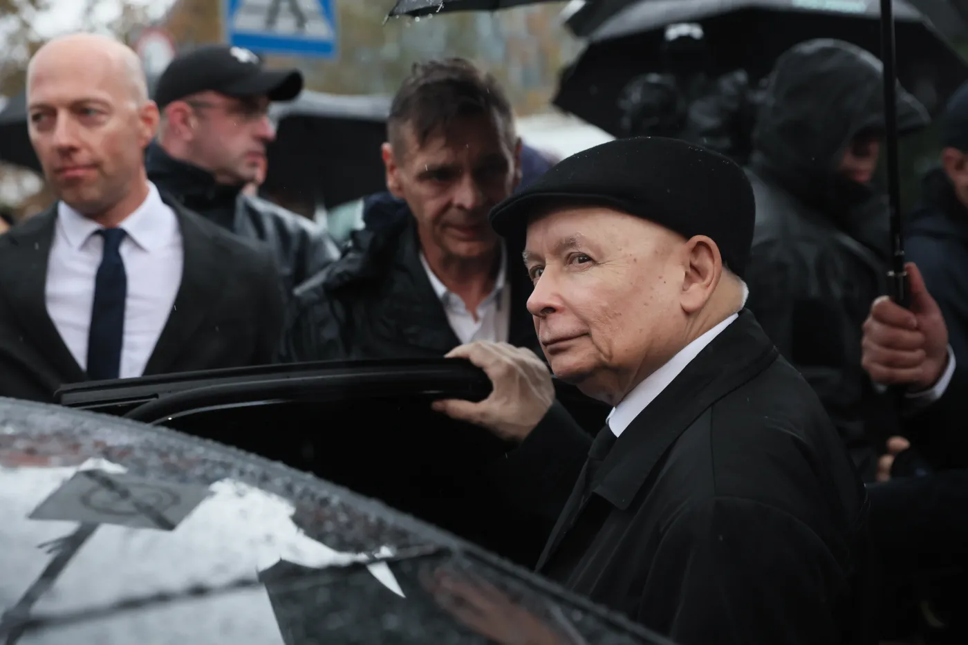 Socjolog ostrzega: To odbierze Kaczyńskiemu powagę