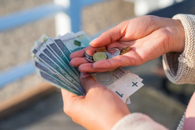 Masz te dokumenty w domu? Możesz otrzymać wyższe świadczenie z ZUS