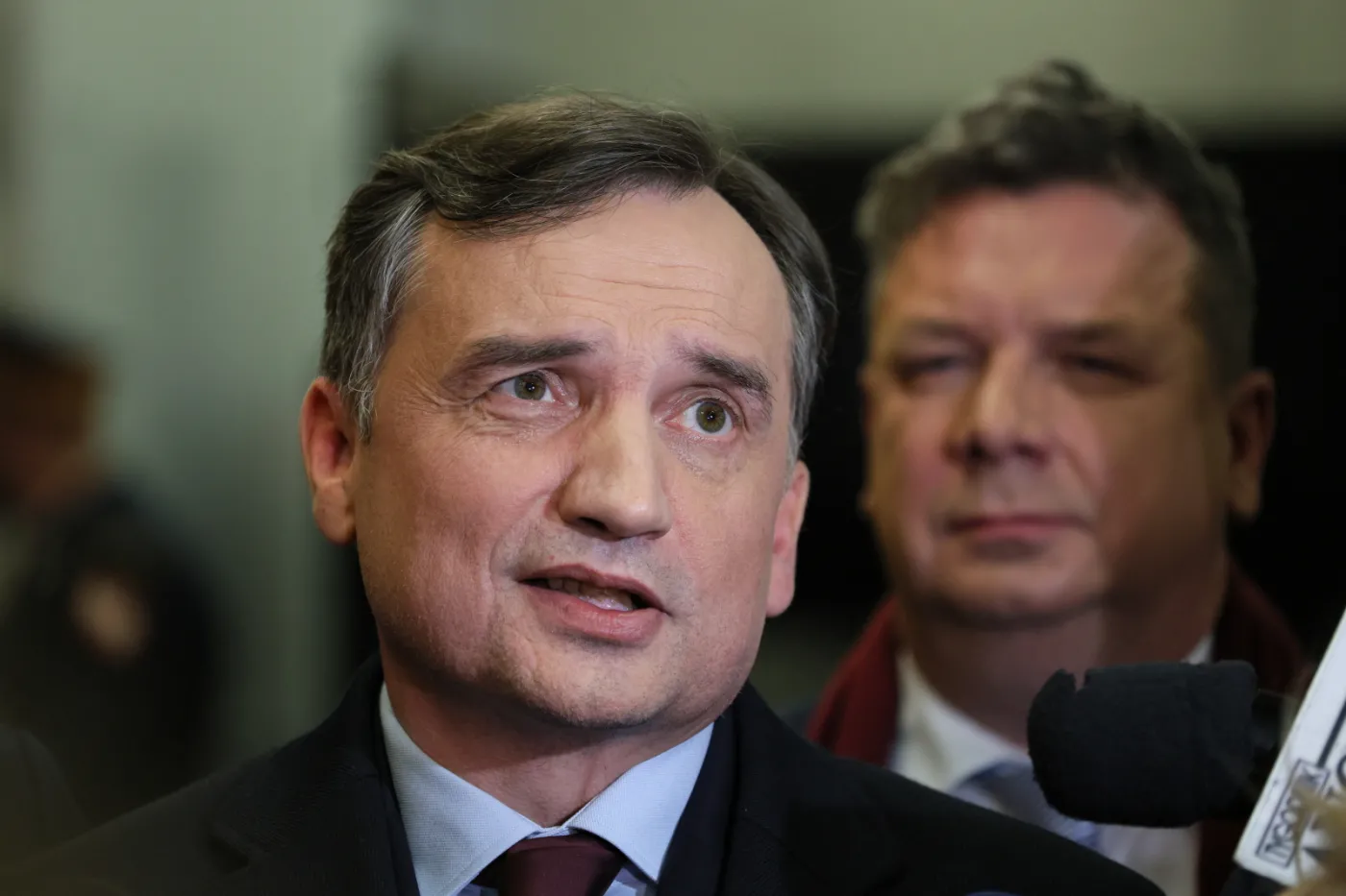 Zdumiewający donos Ziobry na Tuska o 2 w nocy. "Zadzwoniłem na nr 112"