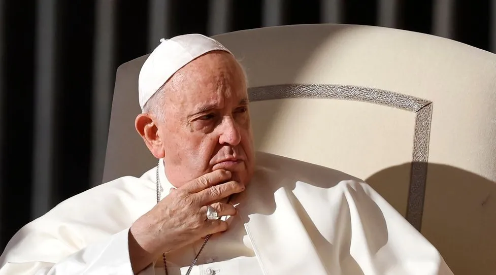 Papież Franciszek wzywa do negocjacji pokojowych Ukrainę i Rosję