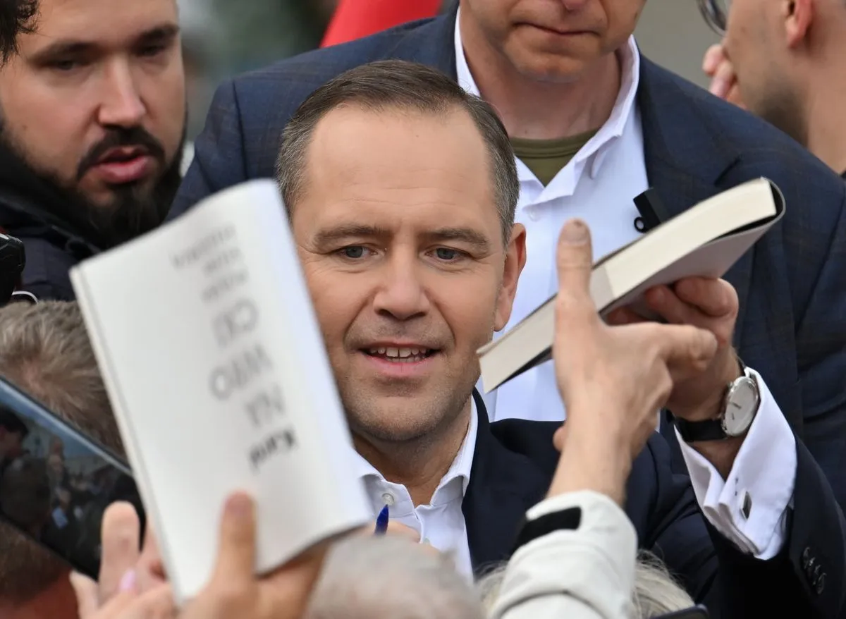 Nawrocki opublikował nagranie tuż przed debatą. Tak tłumaczy się z mieszkania i relacji z panem Jerzym