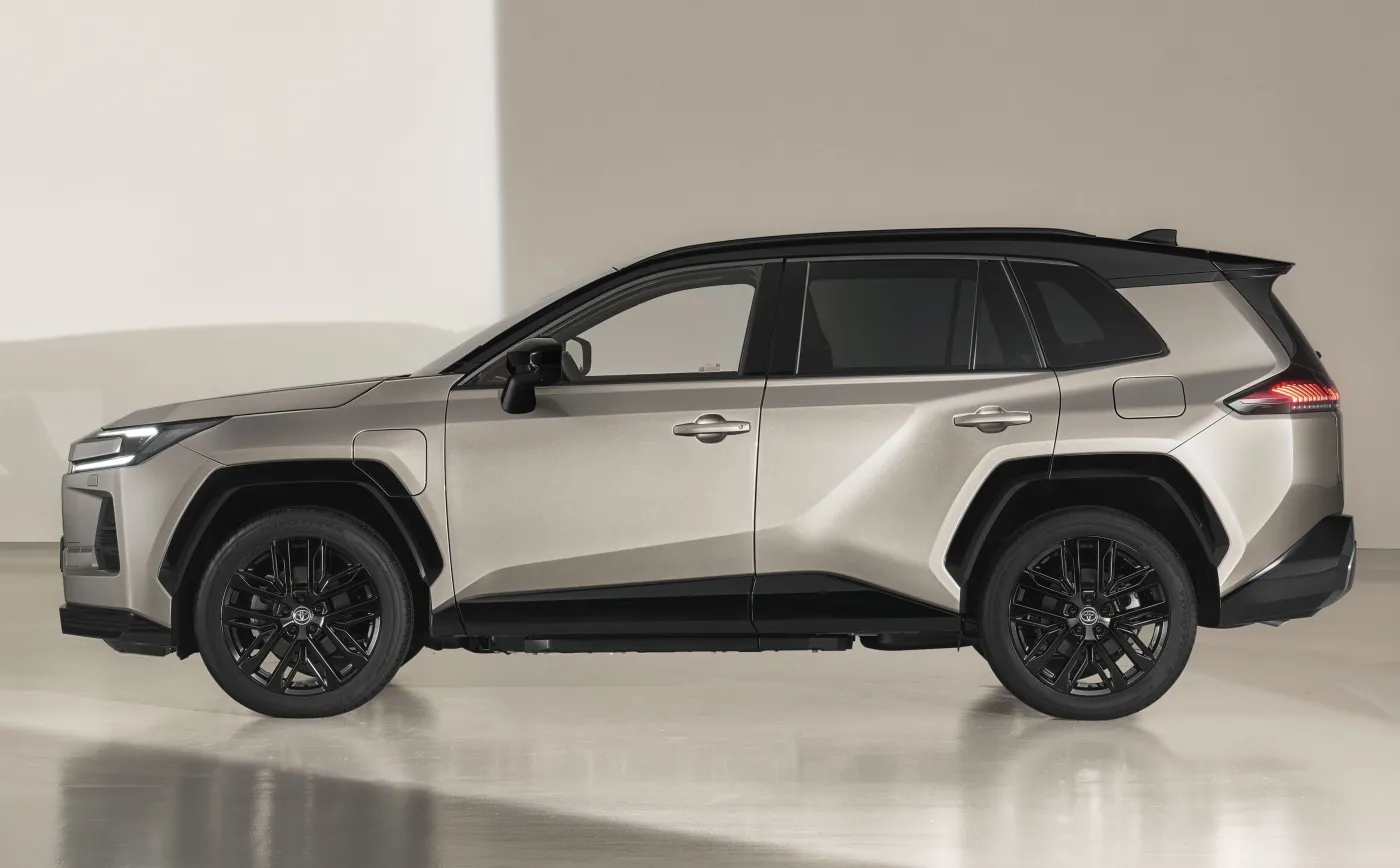 Nowa Toyota RAV4