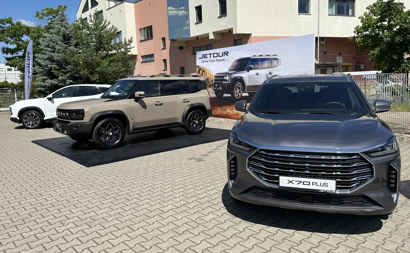 JETOUR X70 PLUS