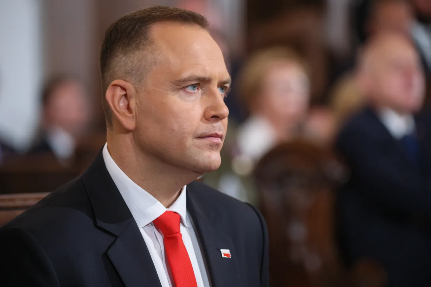 "Gotowy na walkę z rządem Tuska". Francuzi rozpisują się o Nawrockim