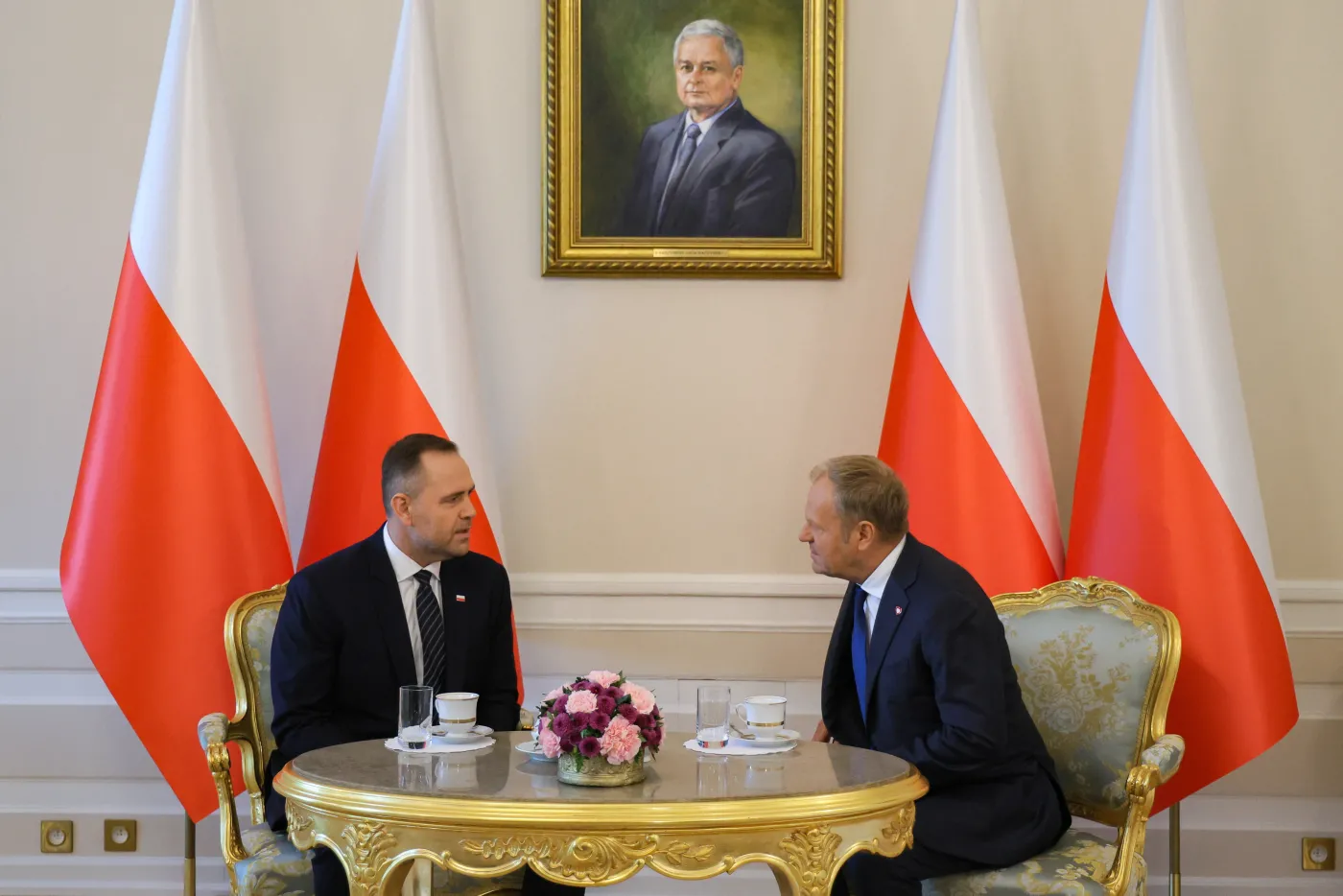 Koniec sporu Tuska z Nawrockim? "Odpowiedzialność przejmuje prezydent"