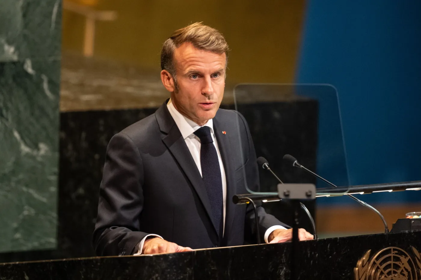 Macron: Trump mógłby dostać Nobla pod jednym warunkiem
