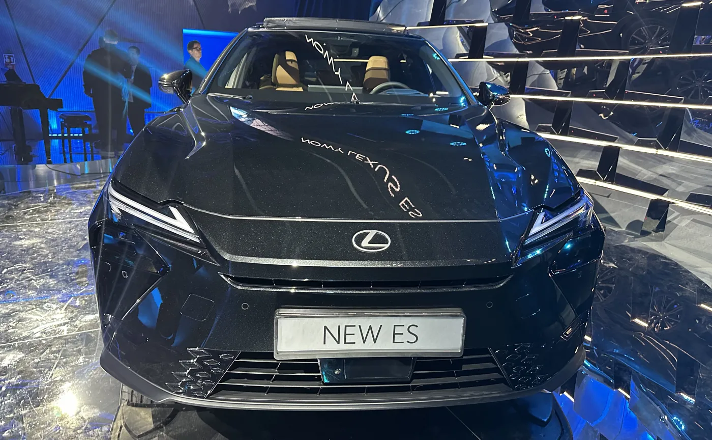 Nowy Lexus ES