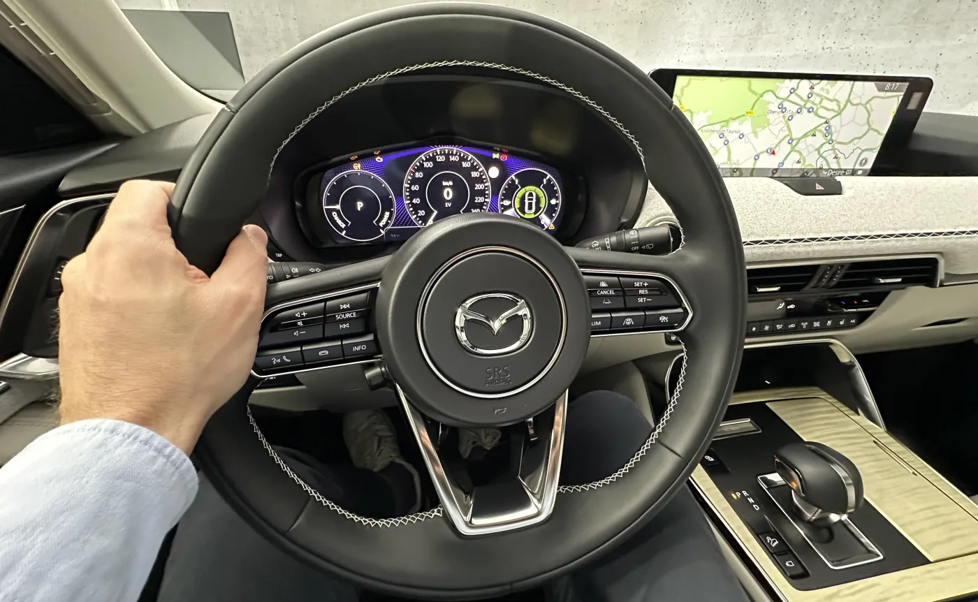 Nowa Mazda CX-80