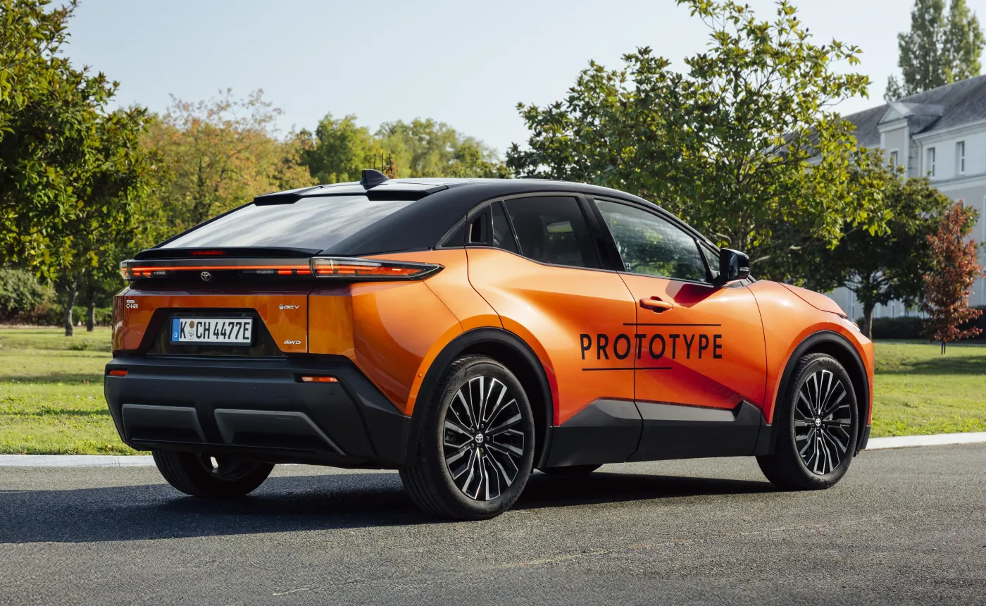 Nowa Toyota C-HR+