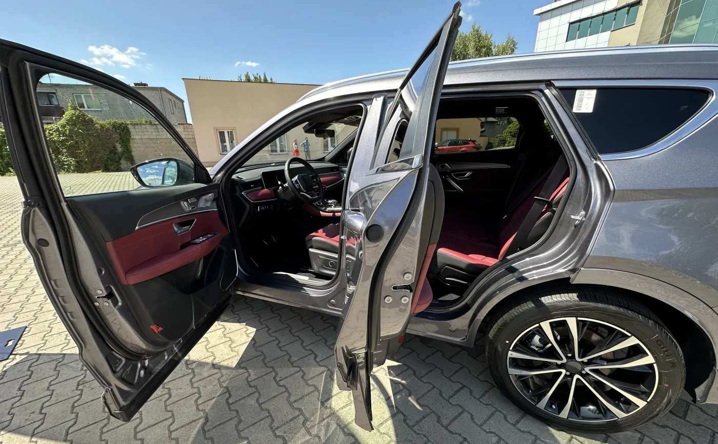 JETOUR X70 PLUS