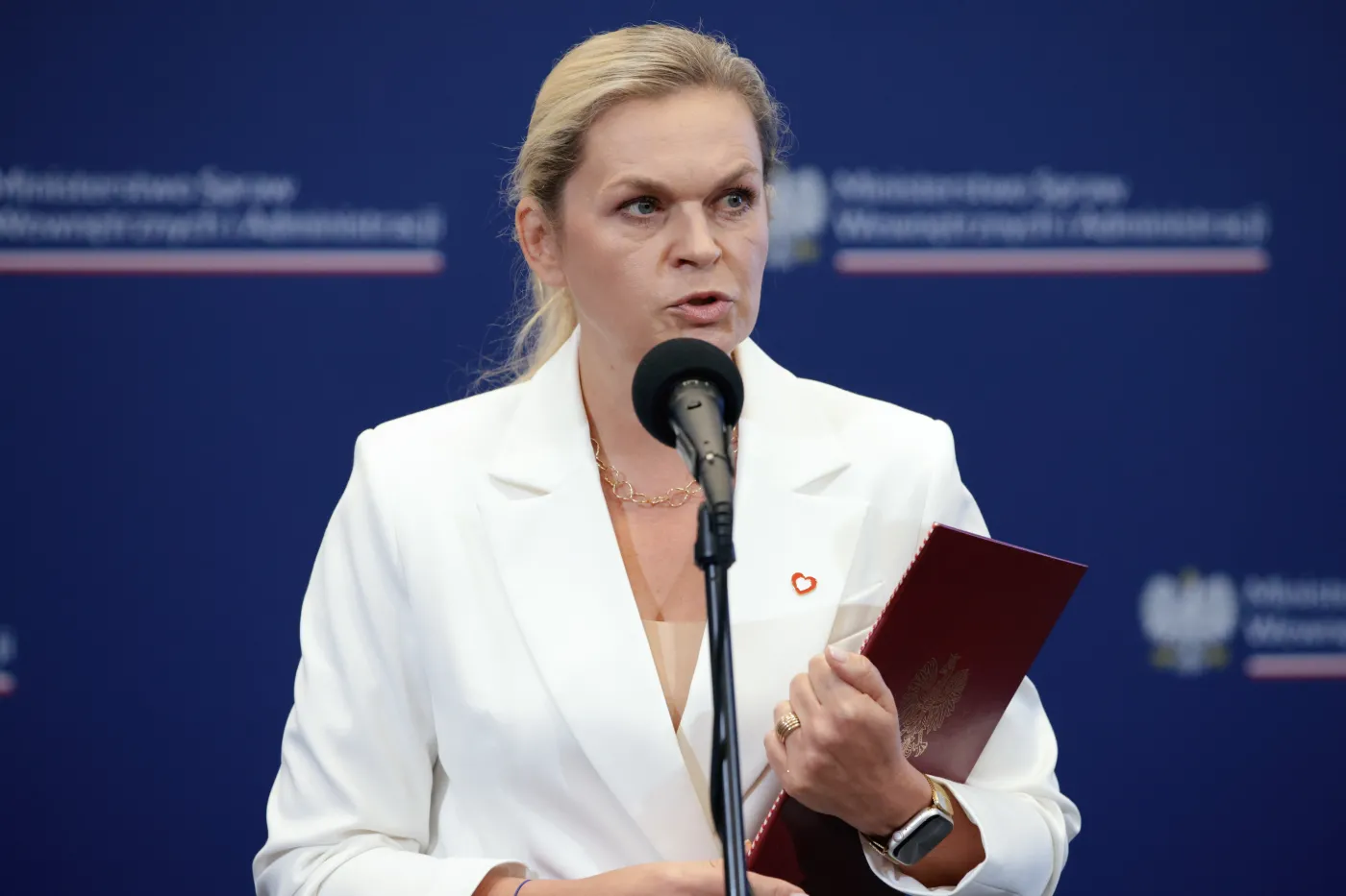 Nowacka odpowiada na apel ZNP. "Nie wrócimy do tych patologicznych sytuacji"