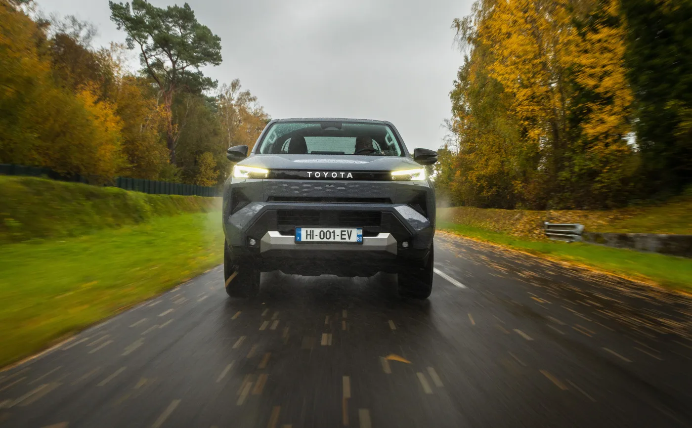 Nowa Toyota Hilux
