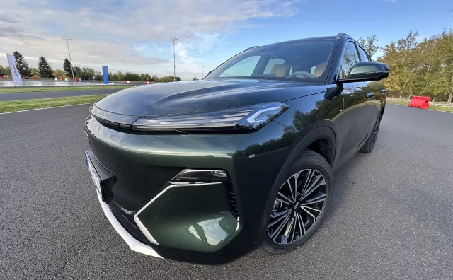 Nowy SUV już w Polsce. Ceny i gwarancja sensacją. Spala 2,4 l na 100 km