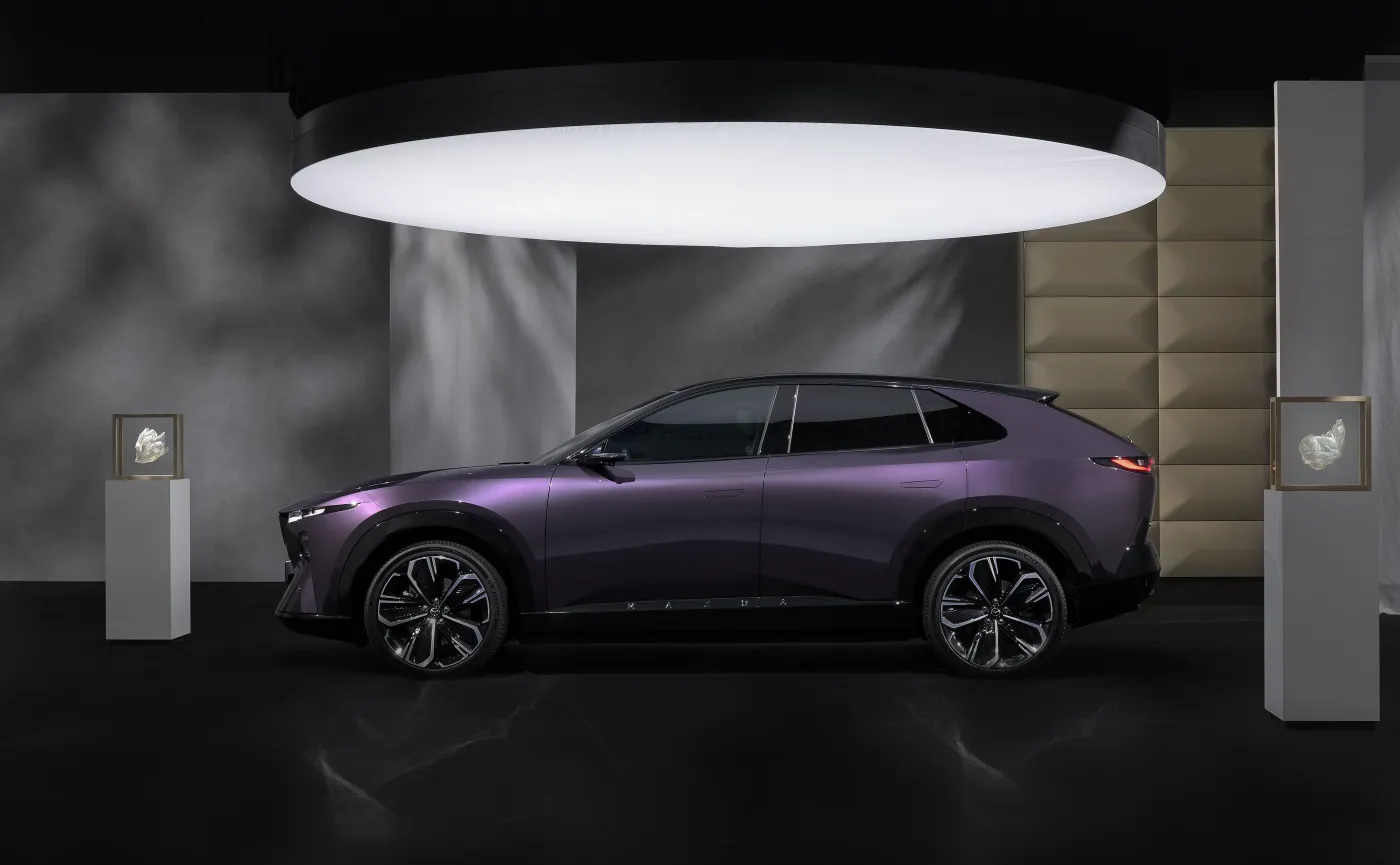 Nowa Mazda CX-6e