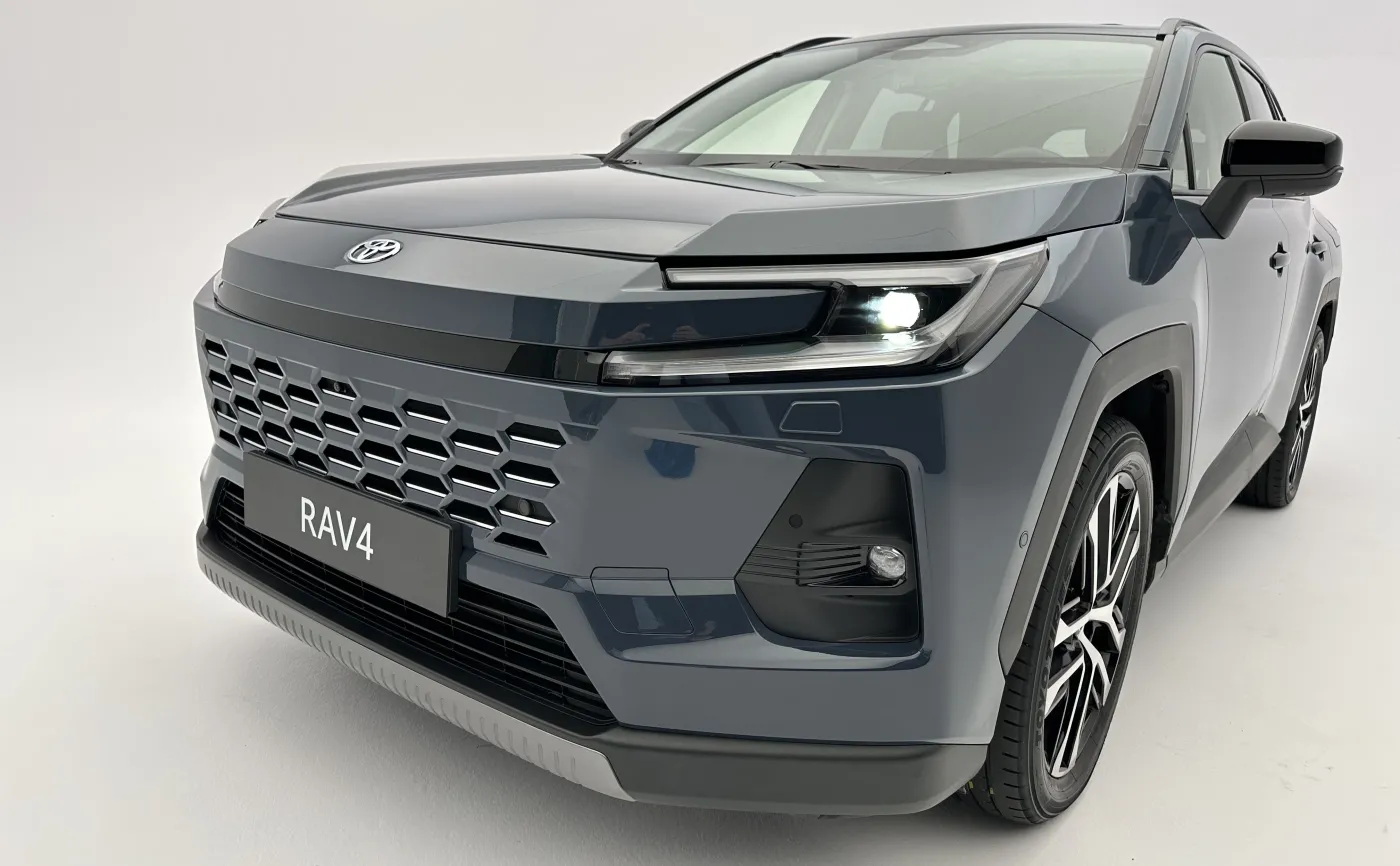 Nowa Toyota RAV4