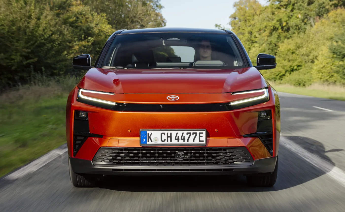 Nowa Toyota C-HR+
