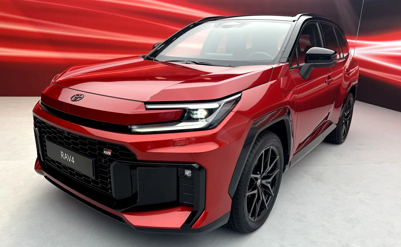 Toyota deklasuje rywali: Polskie fabryki nie nadążają z produkcją