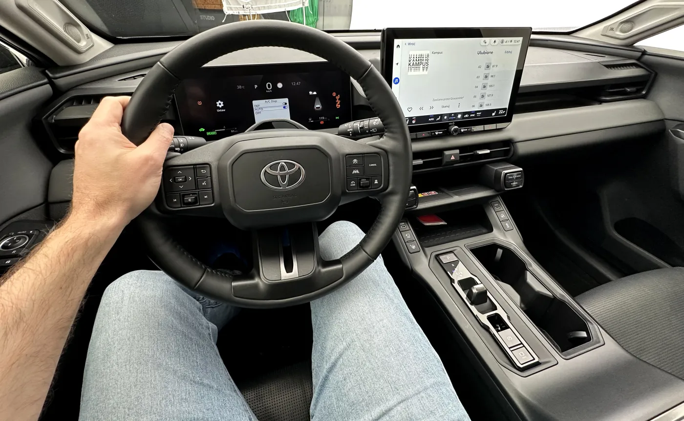 Nowa Toyota RAV4