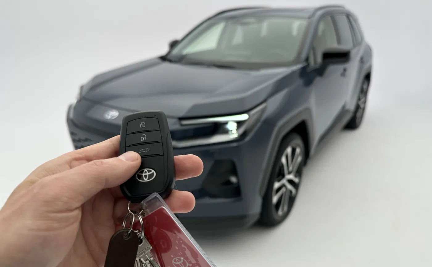 Nowa Toyota RAV4