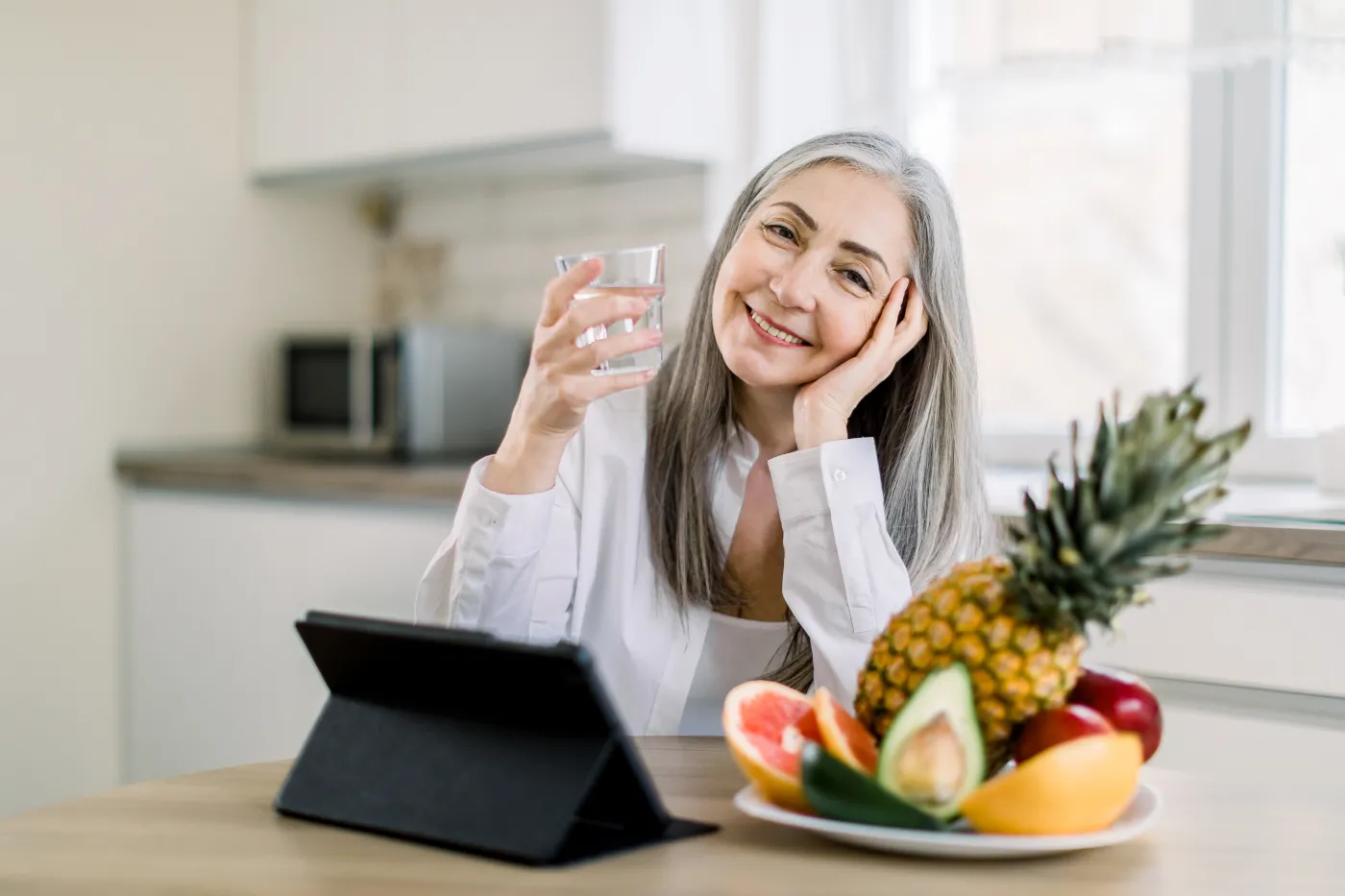 Obniża cholesterol i chroni przed cukrzycą. Seniorzy powinni jeść jednego dziennie