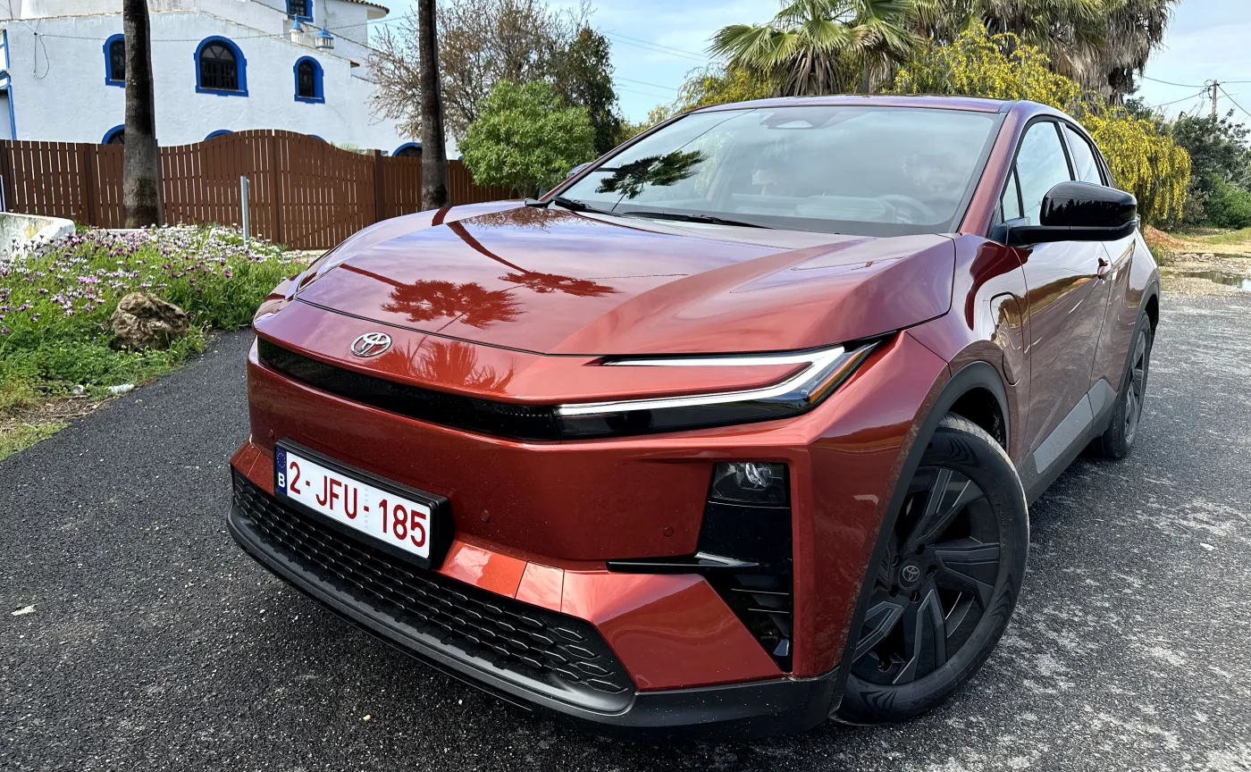Nowy SUV Toyoty hitem w Polsce. Ma 224 KM i sprzedaje się w ciemno