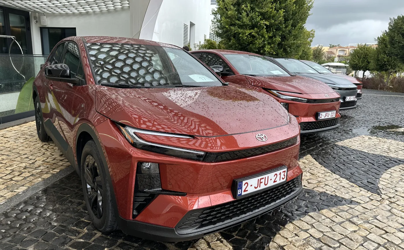 Nowa Toyota C-HR+