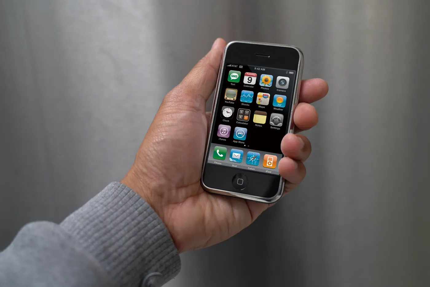 Dziś premiera nowego iPhone'a. Sprawdź, co wiesz o tej serii smartfonów [QUIZ]