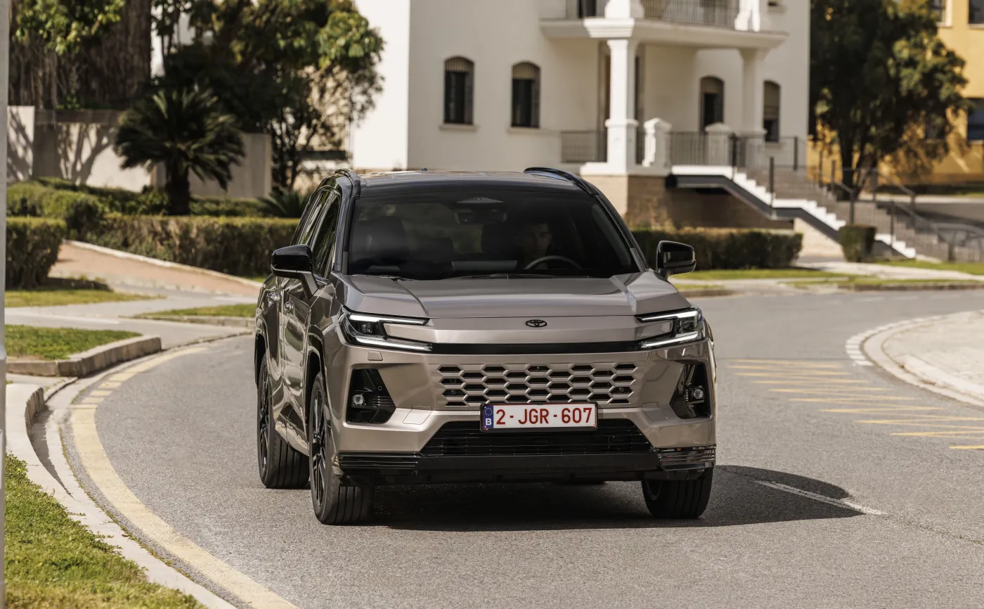 Nowa Toyota RAV4