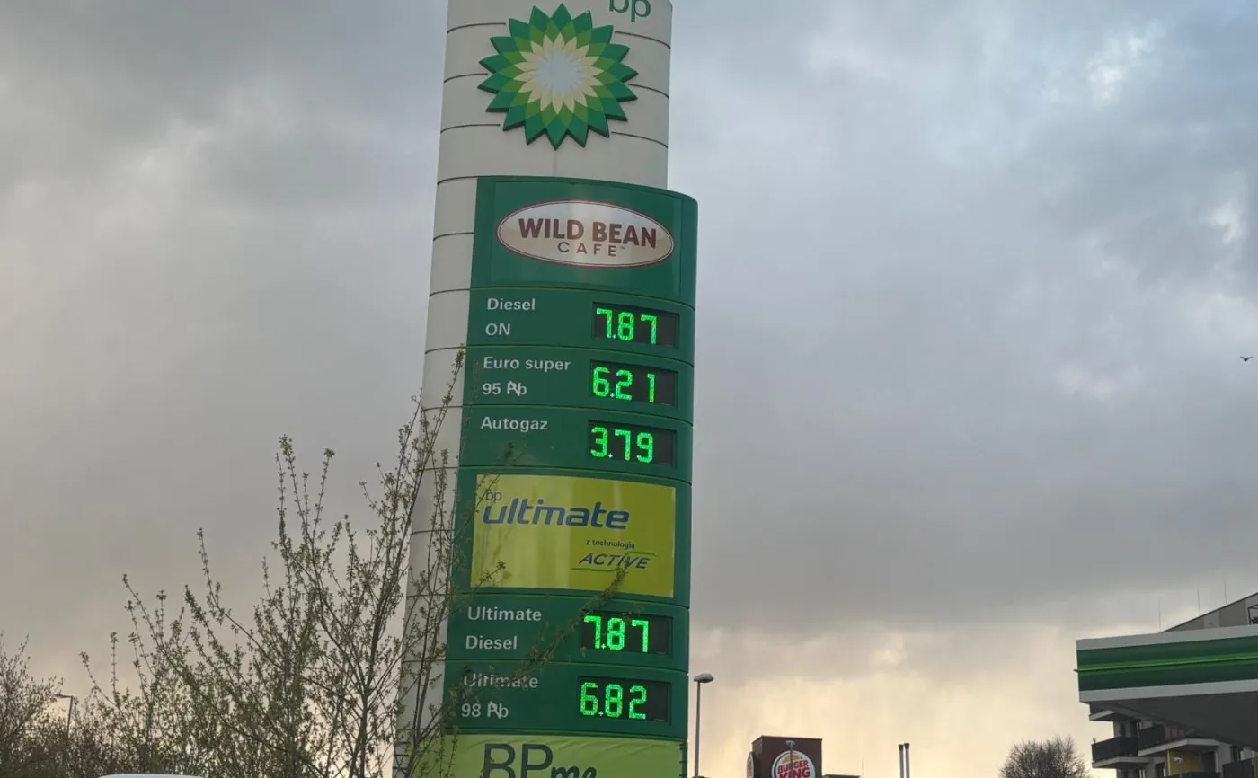 Stacja paliw BP/Czarny wtorek na stacjach. Kto ma LPG, ten w cyrku się nie śmieje. Od dziś paliwo po tyle